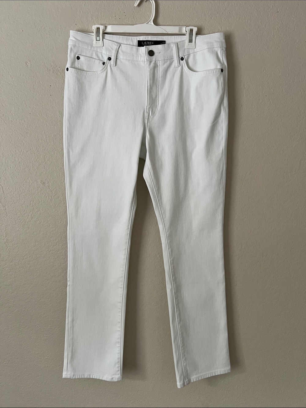 Like New! Lauren Ralph Lauren Black Label Straight Leg Jeans White in Size 14